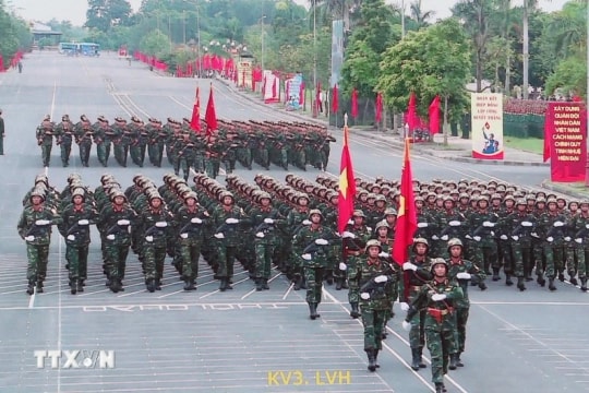 Vietnam invites foreign defence ministries to join National Day parade