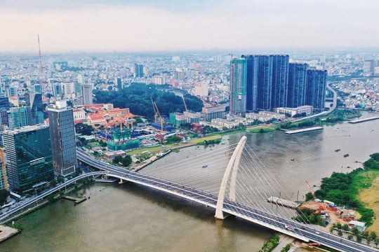 Năng suất lao động của Việt Nam bằng 1/10 Singapore và 3/4 Trung Quốc