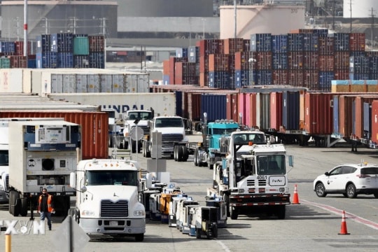 Tổng thống Trump thông báo áp thuế 30% đối với EU và Mexico