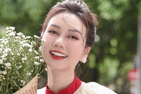 Diễn viên Hương Giang đăng ký kết hôn
