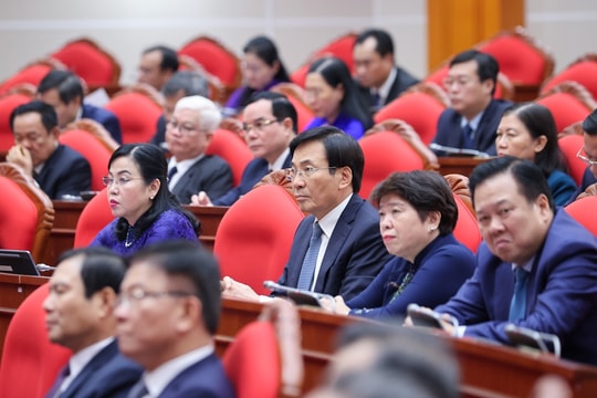 Đề xuất tăng phụ cấp cho Bộ trưởng, Bí thư Tỉnh ủy, thượng tướng lên 2,7 triệu đồng
