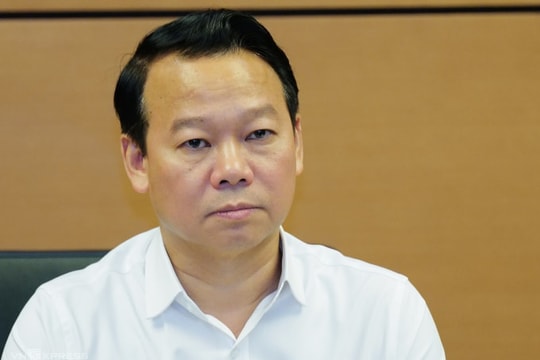 Bộ trưởng Nông nghiệp và Môi trường Đỗ Đức Duy bị cảnh cáo