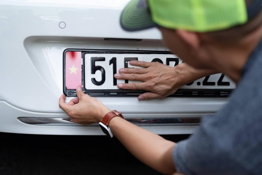 Thu gần 6.600 tỷ đồng qua 6 phiên đấu giá biển số xe