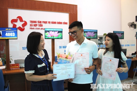 Trải nghiệm đăng ký kết hôn ở xã mới sau sáp nhập