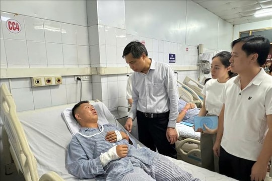 Sức khỏe các nạn nhân sống sót sau vụ lật tàu trên vịnh Hạ Long ra sao?