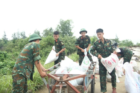 Lực lượng vũ trang thành phố chủ động ứng phó với bão số 3