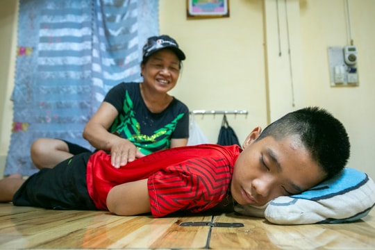 Ấm tình người nơi trú chân tránh bão