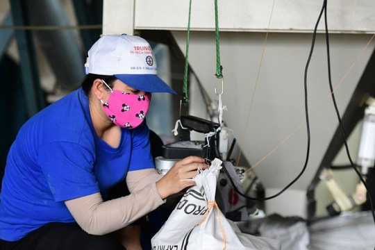 Doanh nghiệp lúng túng vì chưa đổi được giấy phép kinh doanh theo địa chỉ mới