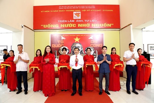Hải Phòng trưng bày 150 ảnh, tư liệu trong triển lãm 'Uống nước nhớ nguồn'