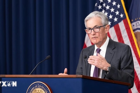 Tổng thống Mỹ Trump tuyên bố 'không cần thiết' phải sa thải Chủ tịch Fed
