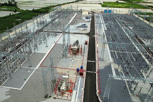 Đóng điện trạm biến áp 220kV Dương Kinh