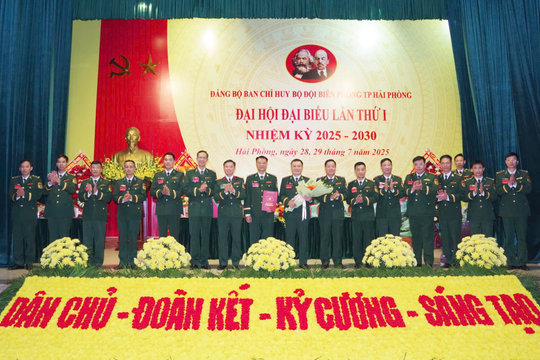 Xây dựng Đảng bộ Bộ đội Biên phòng vững mạnh