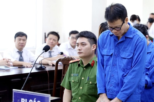 Cựu Tổng Biên tập Tạp chí Môi trường và Đô thị Đồng Xuân Thụ lĩnh 13 năm 6 tháng tù