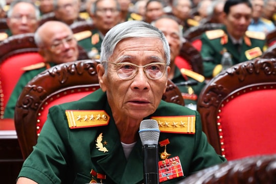 Câu chuyện xúc động trong lễ gặp mặt của Tổng Bí thư với tướng lĩnh quân đội