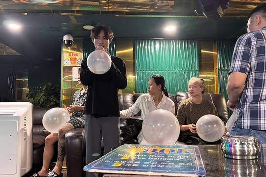 Điểm ăn chơi ở Bùi Viện bán hàng cấm ghi cocktail, thu lợi trăm tỷ