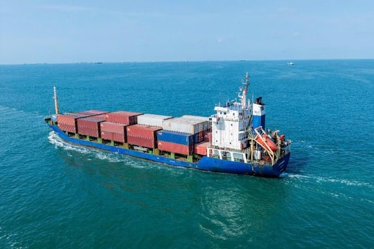 Hàng hóa thông qua cảng biển Hải Phòng tăng 7%