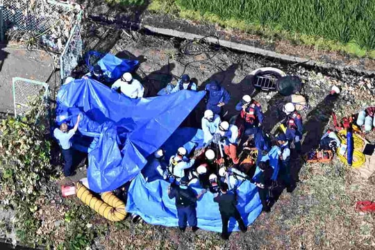 Rơi xuống hố ga, 4 công nhân ở Nhật Bản tử vong