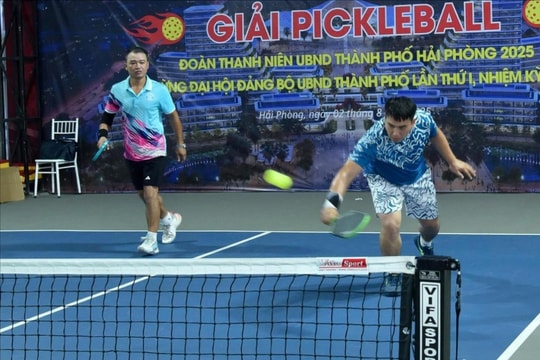 Tuổi trẻ UBND TP Hải Phòng hào hứng tranh tài Giải pickleball