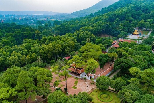 Di sản nối ba miền đất thiêng