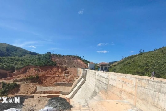 Phó Thủ tướng Thường trực Nguyễn Hoà Bình chỉ đạo tháo gỡ vướng mắc ở các dự án tồn đọng