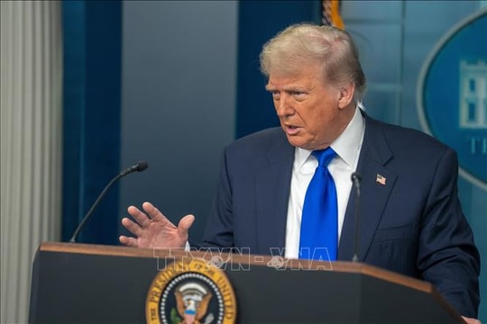 Tổng thống Trump đưa ra cam kết về Ukraine trước thời hạn chót ngừng bắn