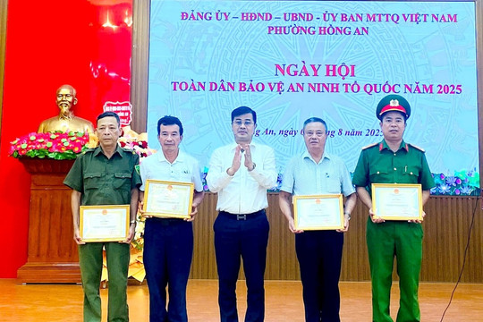 Quần chúng nhân dân phường Hồng An cung cấp 1.566 tin về an ninh trật tự
