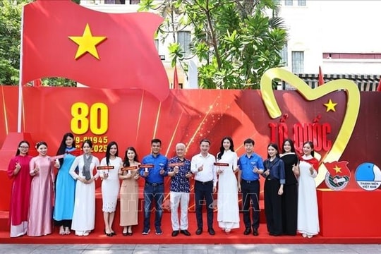 Mở Chiến dịch truyền thông 'Tôi yêu Tổ quốc tôi' trong thanh niên
