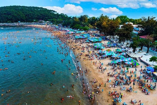 Vẻ đẹp 4 mùa của vùng cửa biển Đồ Sơn