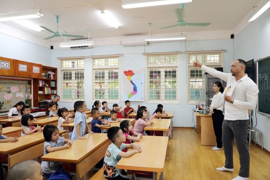 Từ 25/9 áp dụng quy định mới về dạy và học bằng tiếng nước ngoài