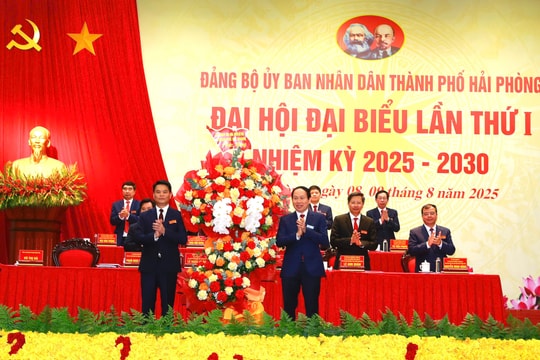 Xây dựng Đảng bộ UBND thành phố Hải Phòng thật sự trong sạch, vững mạnh, có bộ máy hành chính hiệu năng, hiệu lực, hiệu quả