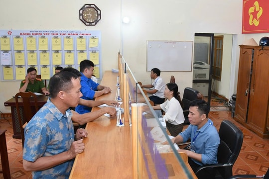 Chủ động vượt khó, hành động vì nhân dân