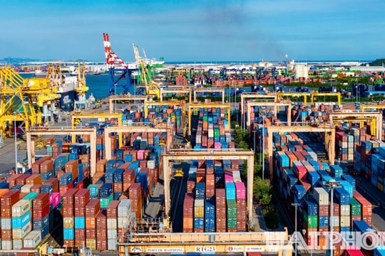 Bức tranh logistics toàn cầu ghi nhận ‘điểm sáng’ Việt Nam