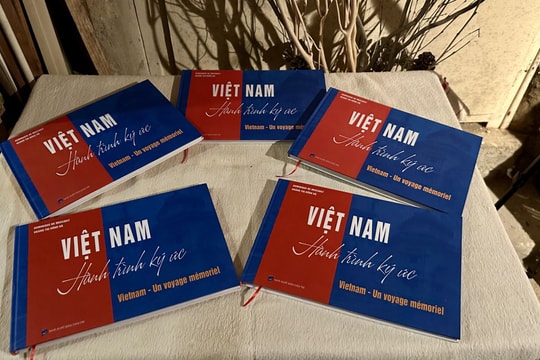 Ra mắt sách ảnh 'Việt Nam - Hành trình ký ức'