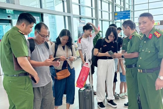 Tiện lợi công nghệ sinh trắc học làm thủ tục đi máy bay ở Cát Bi