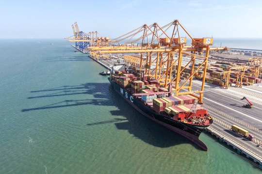 Các bến số 3, số 4 cảng Lạch Huyện được tiếp nhận tàu trọng tải 165.000DWT giảm tải
