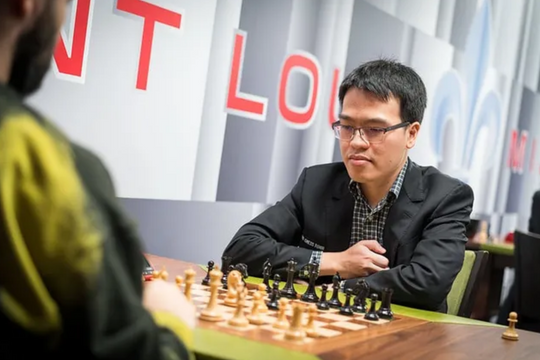 Lê Quang Liêm đánh bại Vua cờ Gukesh