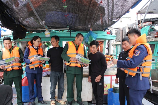 Cảnh sát biển quyết tâm đẩy lùi ma túy, làm 'sạch' địa bàn