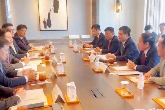 'Lực đẩy ngoại giao' cho tăng trưởng bền vững