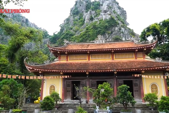 Ngôi chùa lưu giữ cổ vật vạn năm