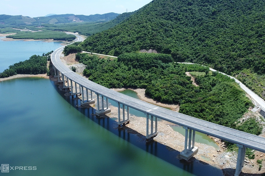 Thông tuyến cao tốc Bắc - Nam từ Hà Nội đến Đà Nẵng dài 750 km