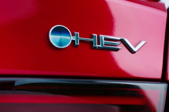 Toyota Vios sắp có phiên bản hybrid