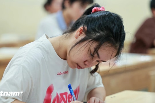 Lùi thời hạn công bố điểm chuẩn đại học 2 ngày