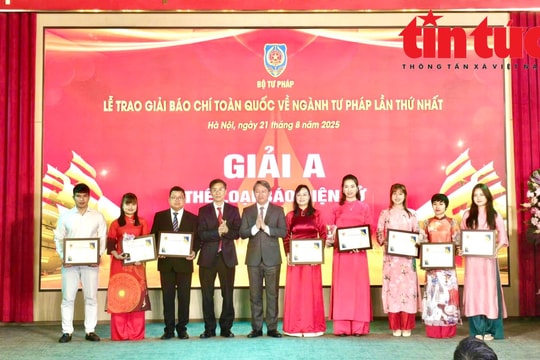Trao giải báo chí toàn quốc về ngành Tư pháp lần thứ nhất