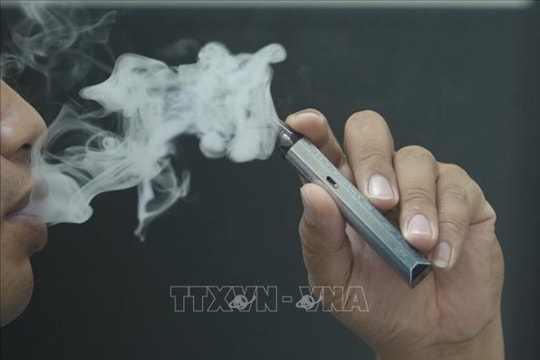 Thuốc lá điện tử tác động nhiều đến sức khỏe của trẻ em