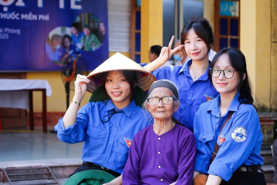 Xây dựng mô hình chủ nghĩa xã hội gắn với con người xã hội chủ nghĩa tại Hải Phòng: Những điều đã thấy - Bài 1: Kinh tế phát triển, đời sống đổi thay