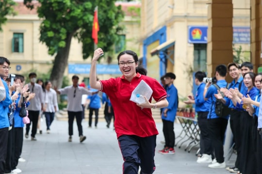 Việc thí sinh phải làm khi trúng tuyển đại học để không chuyển đỗ thành trượt