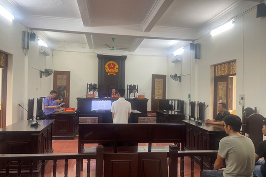 Lĩnh án vì chưa đủ tuổi đi xe máy, gây tai nạn giao thông