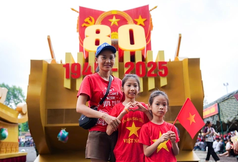 Nguyên nhân VNeID khó đăng nhập để nhận quà tặng 100.000 đồng