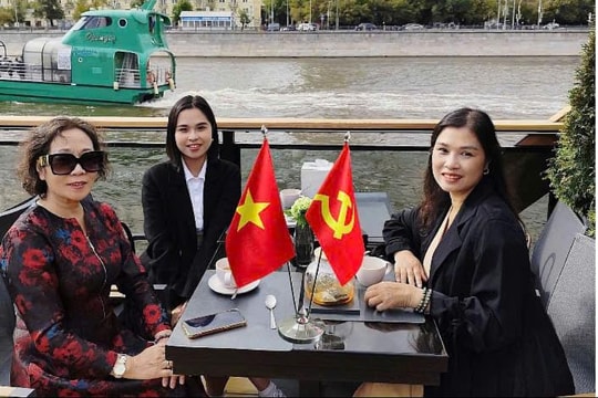 Tổ quốc luôn trong tim kiều bào Hải Phòng