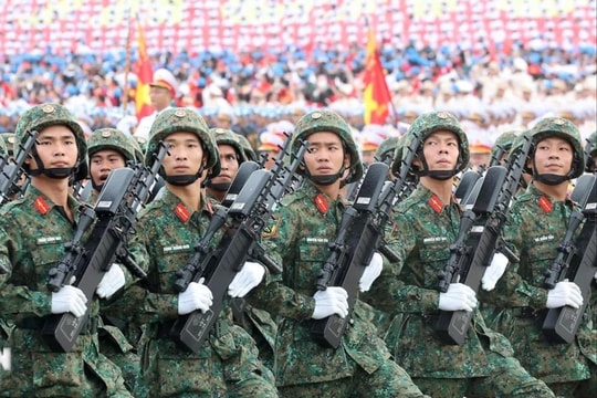Nhân lên niềm tự hào Việt Nam ơi!